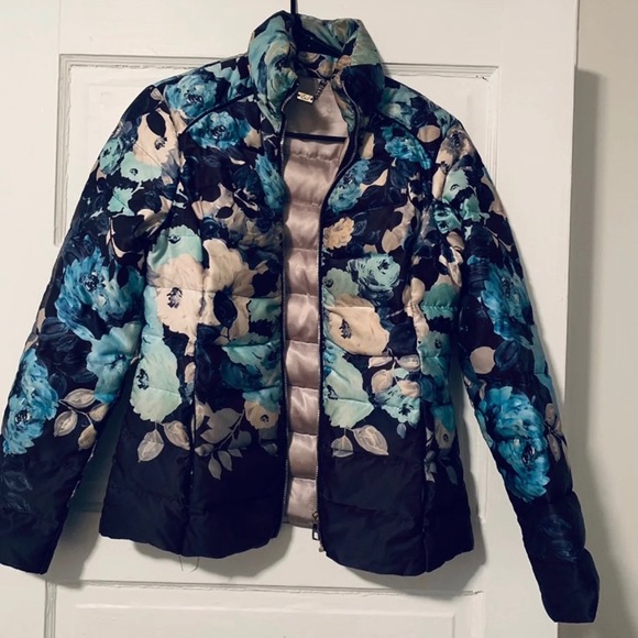 Puffer jacket - Picture 1 of 3